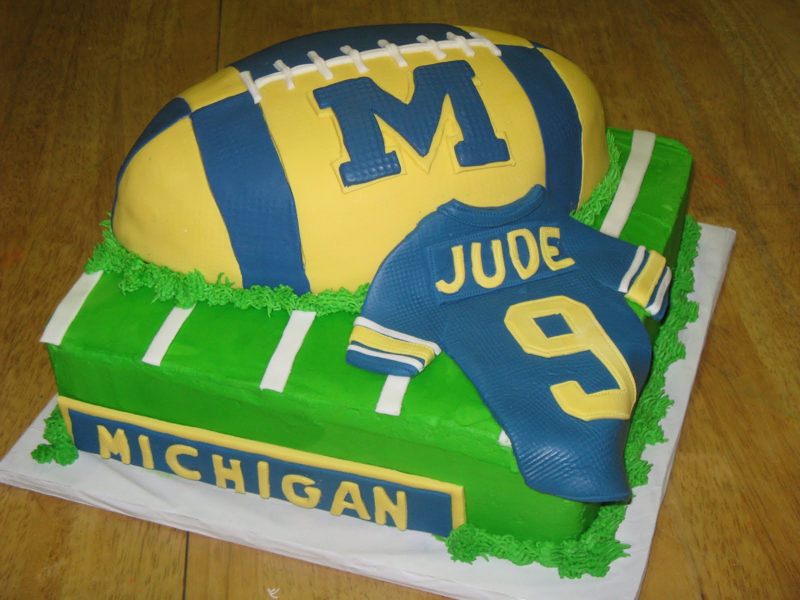 Sweet Dreams Cake Design for football lovers!