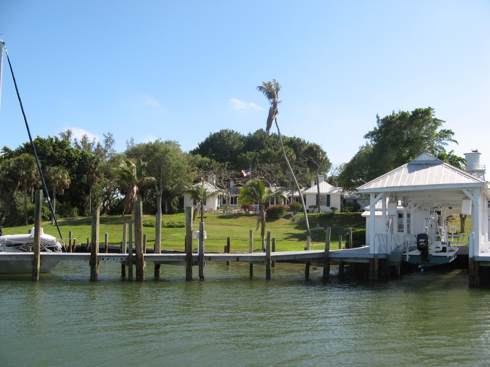 S/V Why Knot Underway Venice, Cabbage Key, Fort Myers Beach