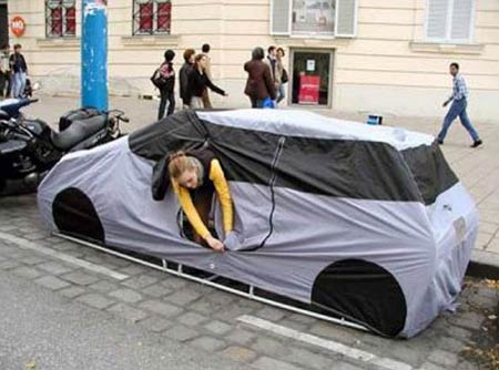 [10+Creative+and+Unusual+Camping+Tents+3.jpg]