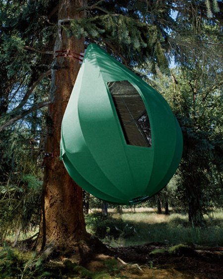 [10+Creative+and+Unusual+Camping+Tents+11.jpg]