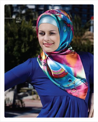 Akel 74 Ladies in beautiful Hijab