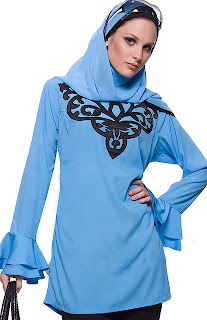 3743741614 37047f96c2 z Women in Blue Hijab