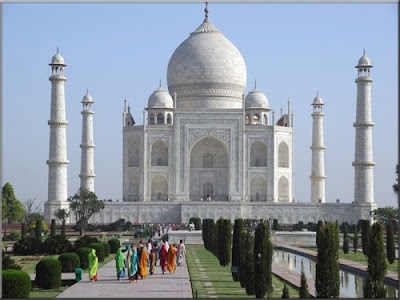 Taj Mahal Mosque 500x375 Taj Mahal Mosque