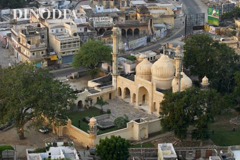 f akbarimosqum 4963d97 Muhafiz Khan Mosque Ahmedabad Gujarat
