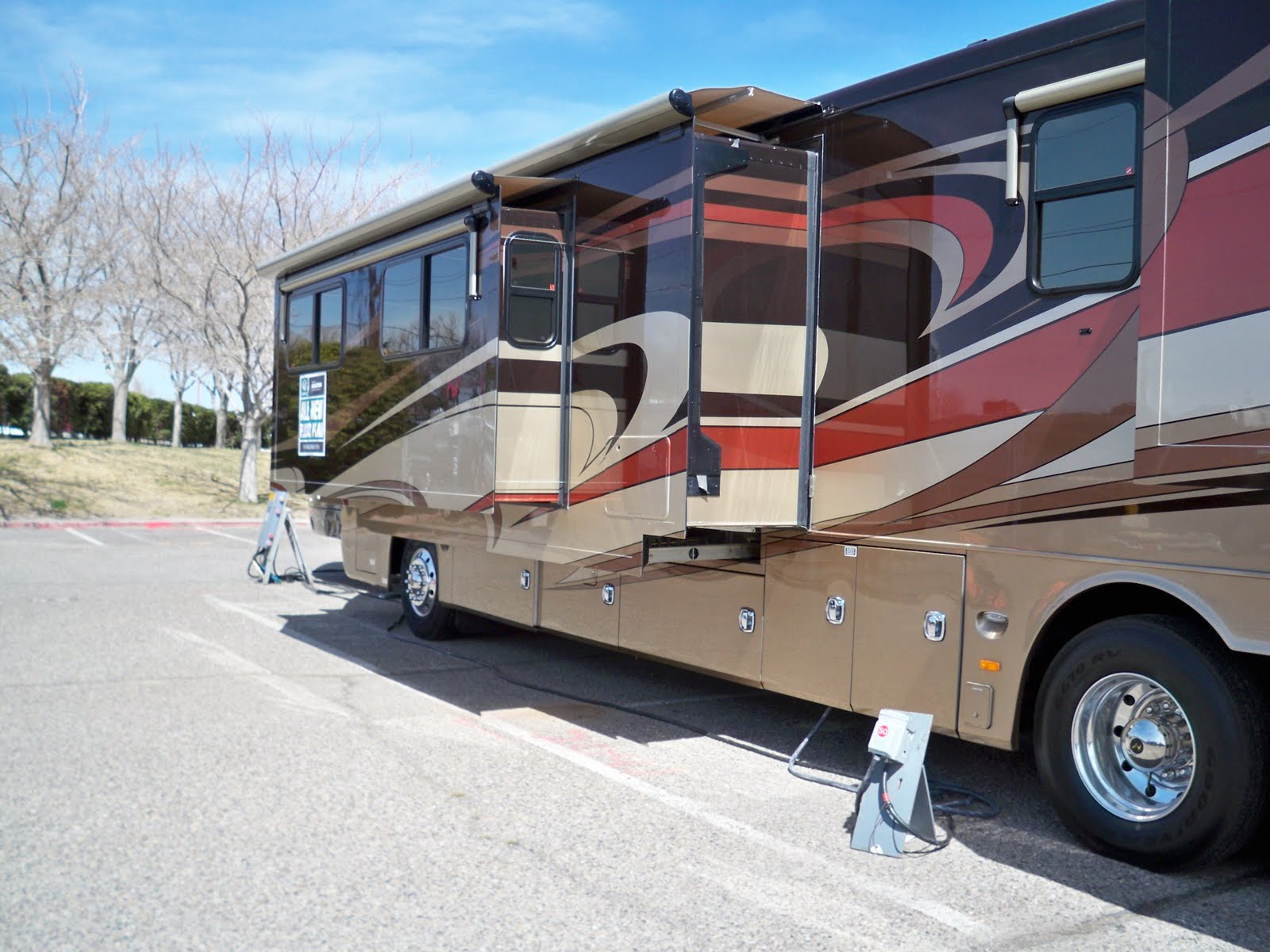 Chuck and Elva's Travels: 2010 FMCA Motorhome Rally in Albuquerque, New ...