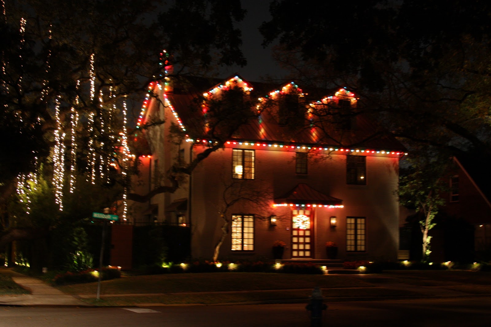 Magnolia City Merry Christmas Lights!