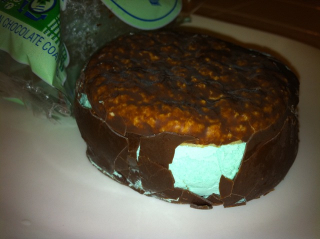it's it mint ice cream sandwich