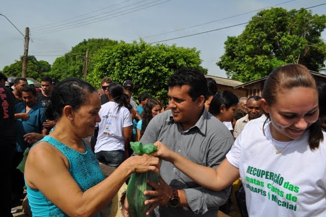 Entrega de peixes a pupolação mucajaiense
