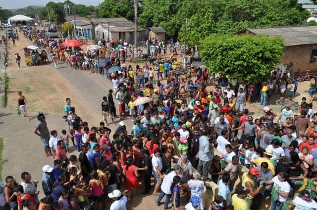 Entrega de peixes a pupolação mucajaiense