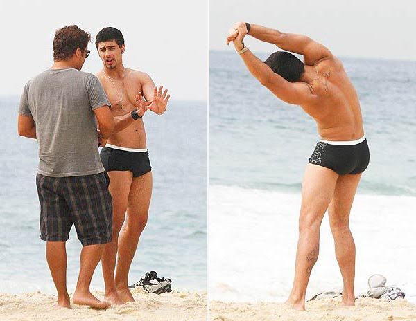Jesus Luz grava clipe de sunga