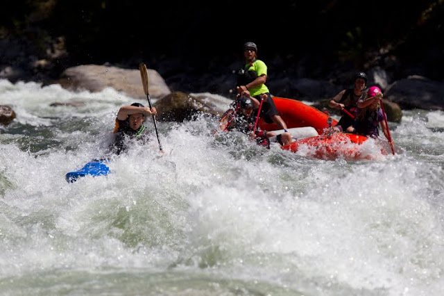 Jeff Cable's Blog: Photographing kayakers and rafters on the Payette