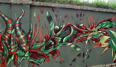 street graffiti,mural graffiti