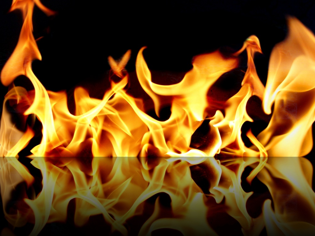 Fuego_Reflejado_1024x768-275502.jpeg