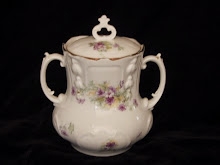Some nice pieces of porcelain