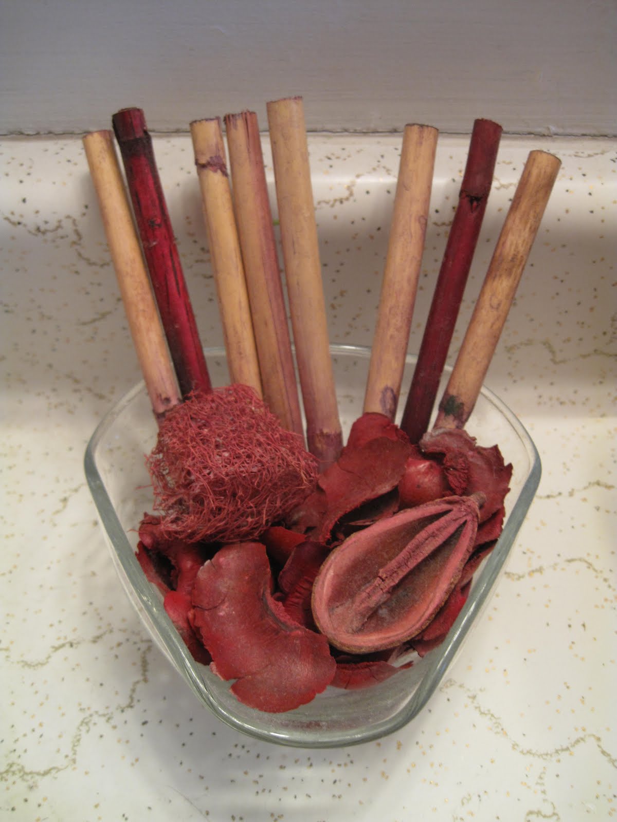 *The Handcrafted Life* Potpourri Bathroom Wall Decor