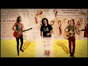 Colaboración con el grupo 84 en el videoclip "Flor de Primavera"