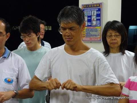[P1010796-744699.JPG]