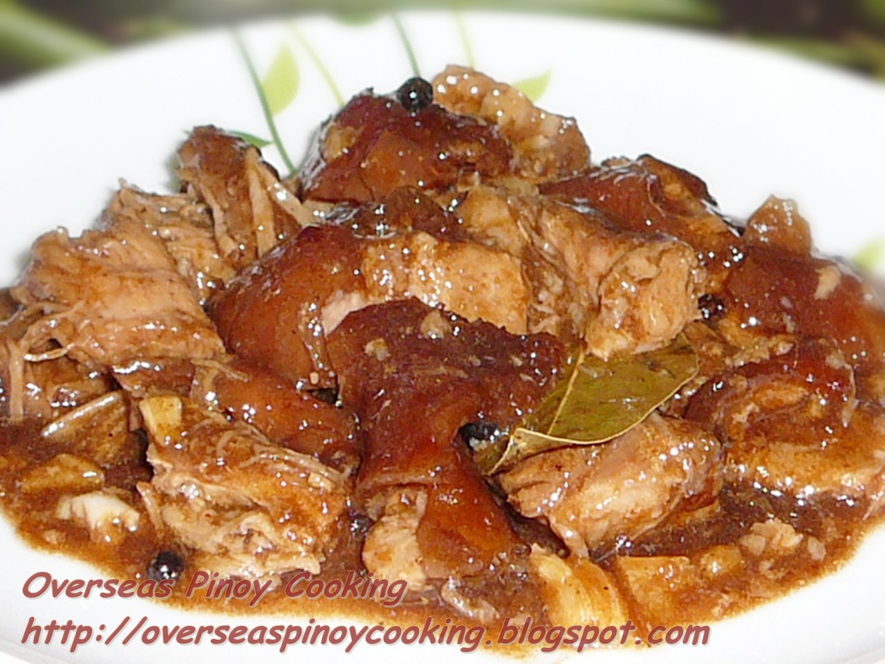 Overseas Pinoy Cooking: Paksiw na Lechon