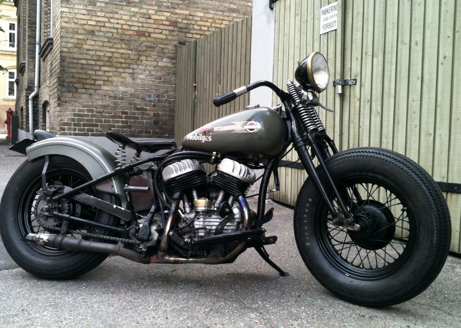 Flathead Bobber