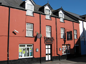 Aberystwyth Pubs Guide: Aberystwyth - Angel Inn