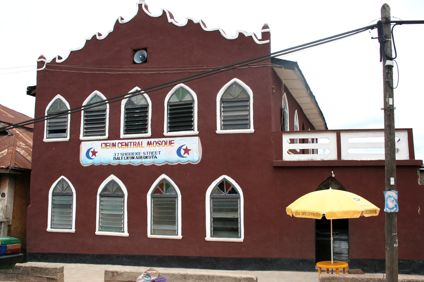 [abeokuta+mosque+blog.jpg]