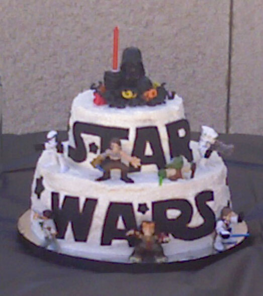 [starwars+cake.jpg]