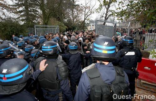 [rectorat+nantesmaville.jpg]