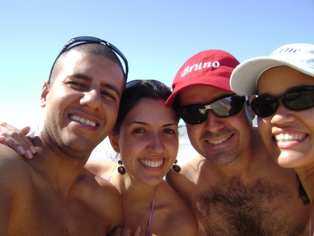 Praia, sol, amigos, diversão...