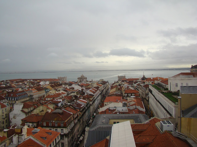 Vista do Elevador de Santa Justa do Tejo Lisboa - Portugal