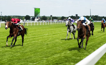 Goldikova wins Royal Ascot's Queen Anne Stakes