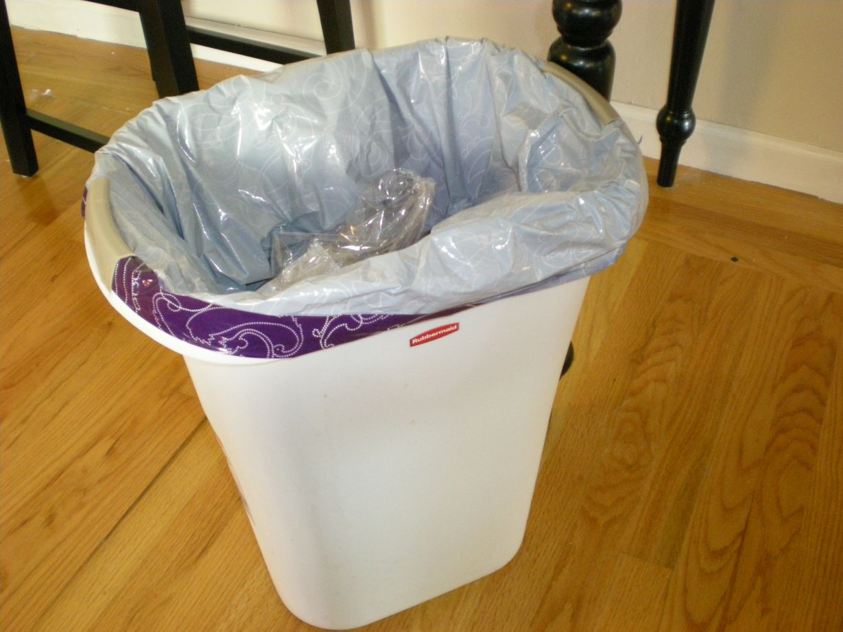 bed bath and beyond garbage bags