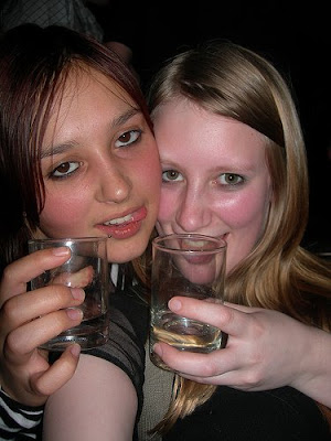 Many photographs depict circumstances more enjoyable than the Iraq War. This is most definitely one of them.