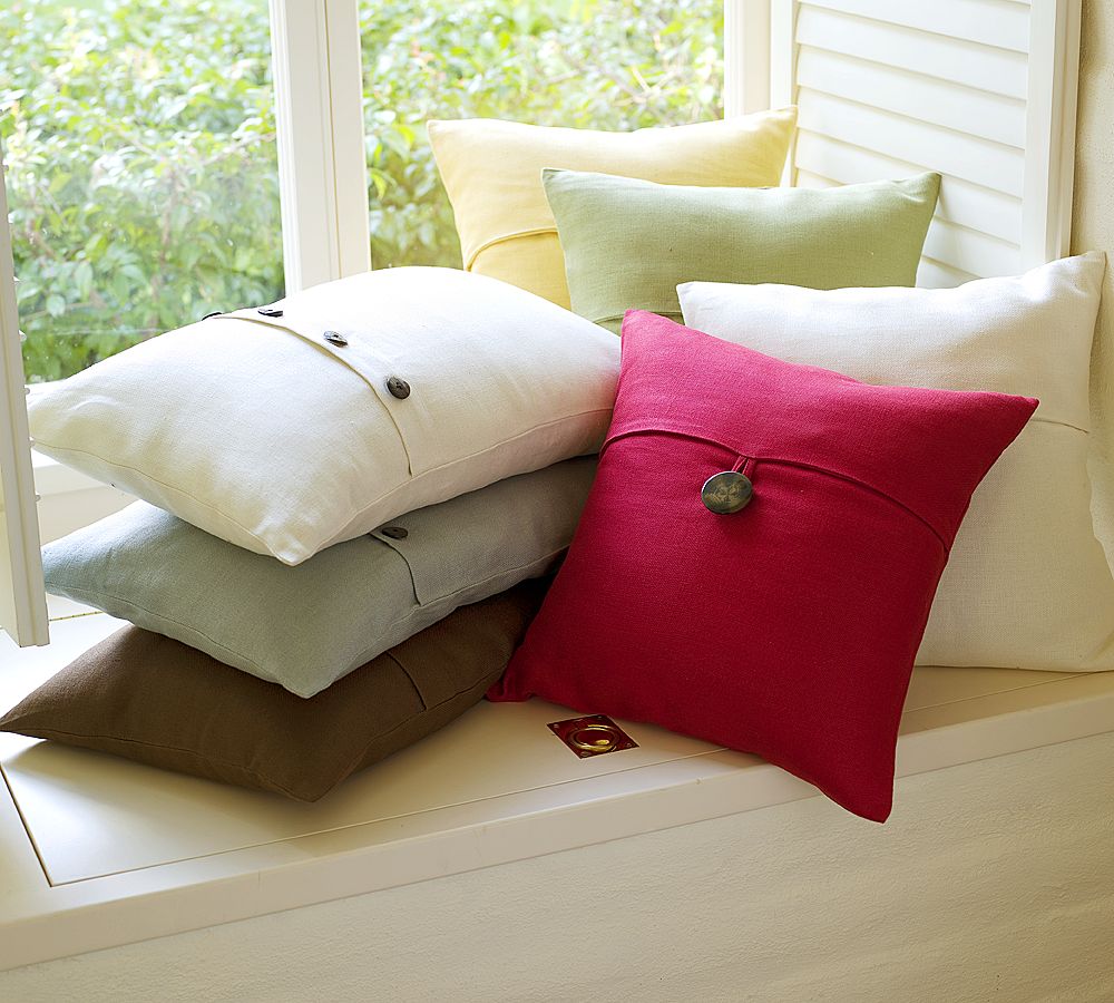 Лучшая подушка для лета. Необычные диванные подушки. Подушки декоративные на диван. Квадратные подушки для дивана. Красивые декоративные подушки.