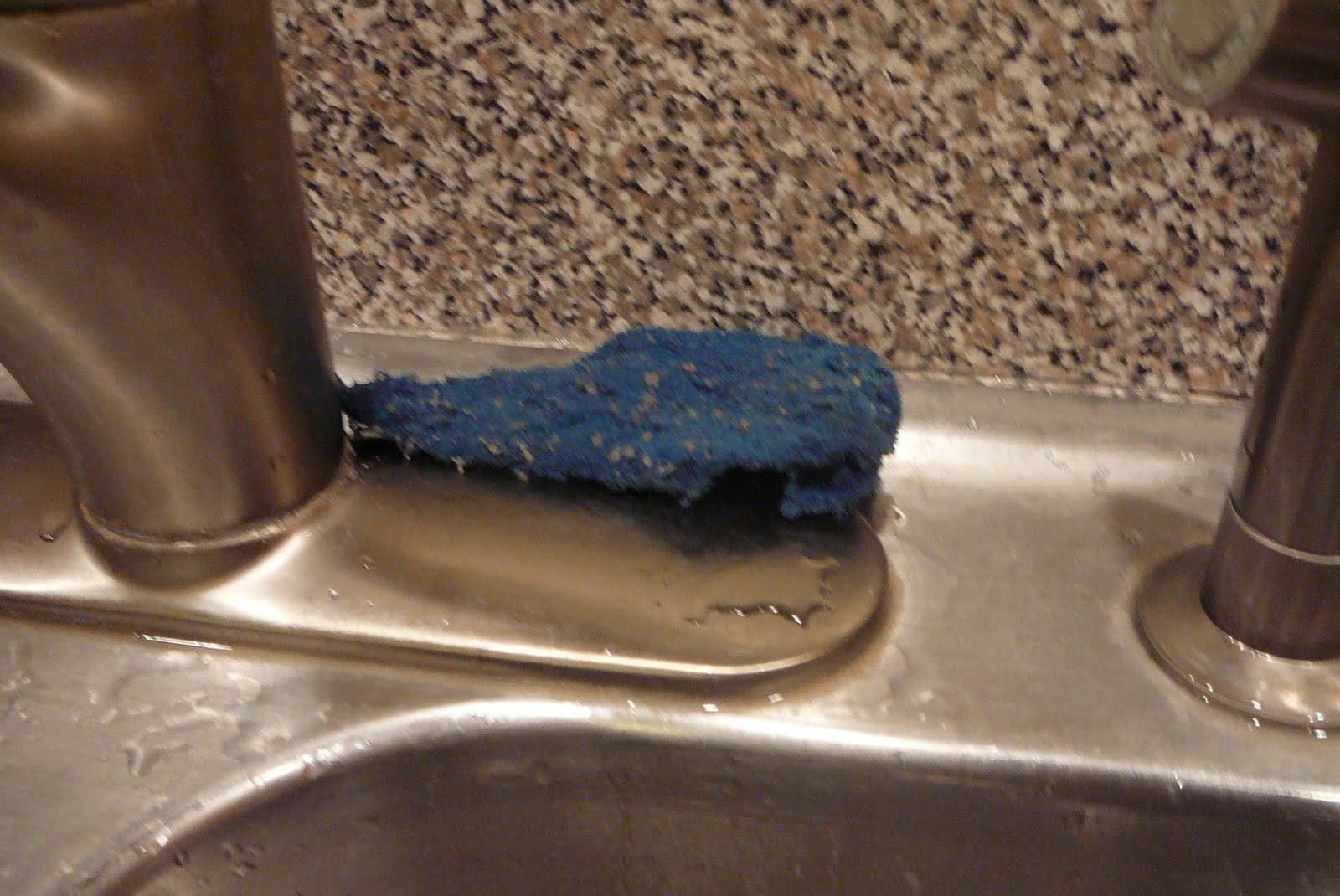 How To Be A Germophobe What's The Best Way To Clean Silverware And Dishes?