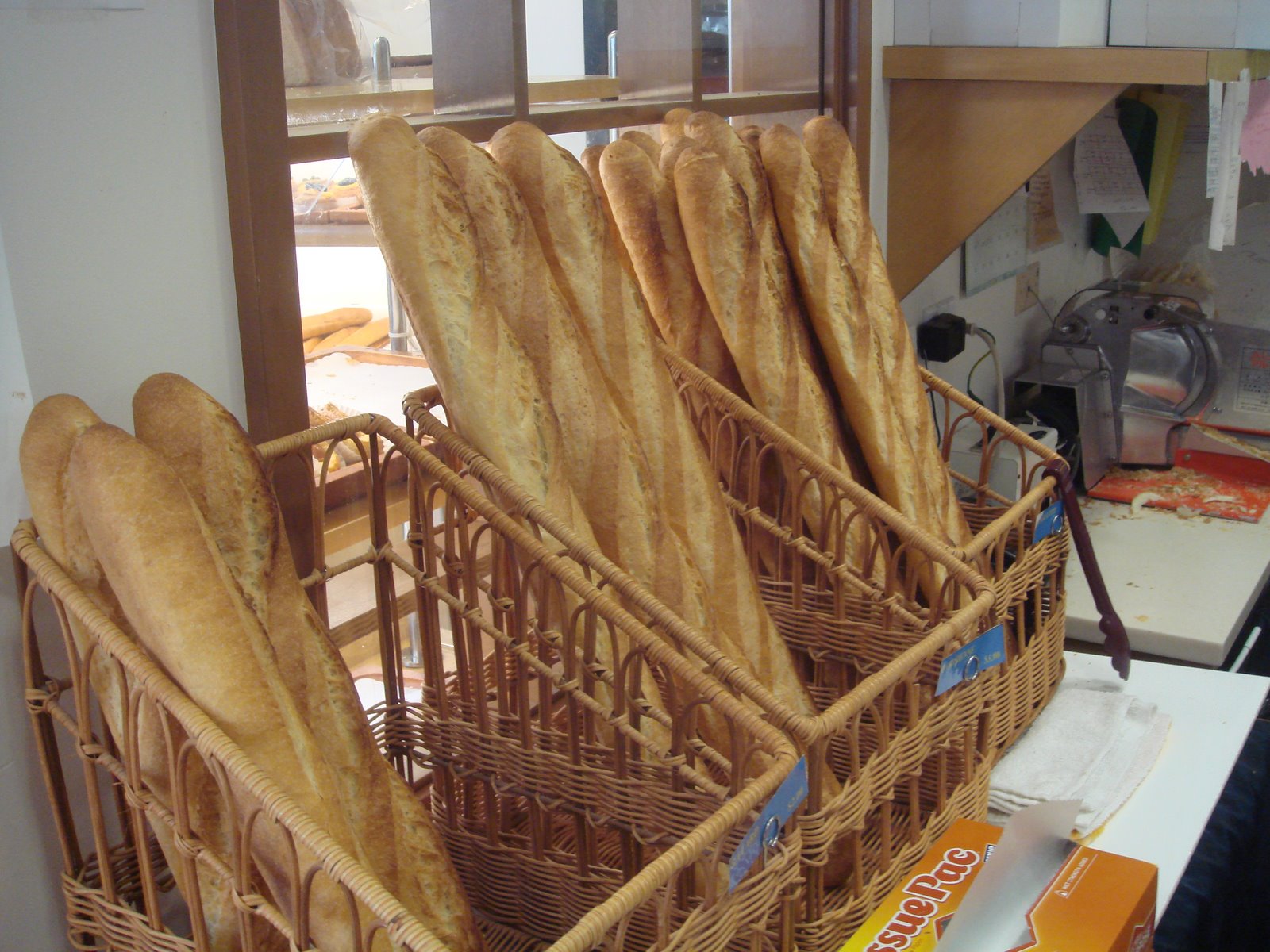 [Ginza+Kimuraya+Baguettes.JPG]