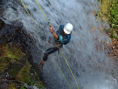 Otra manera de disfrutar de las Cataratas! Another way to enjoy the Falls!