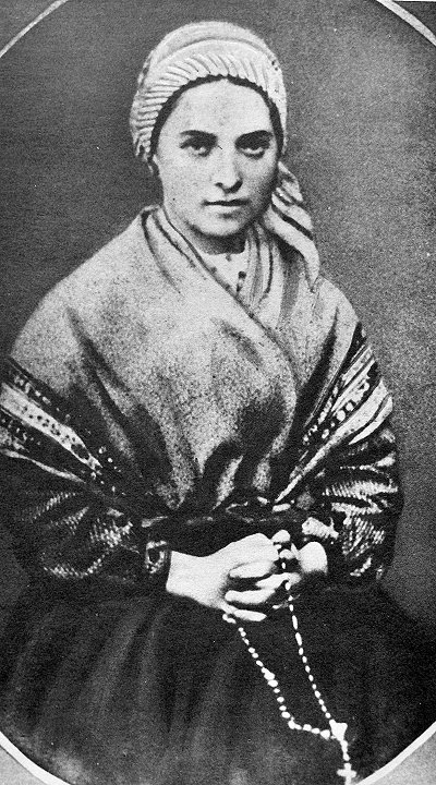 Lourdes e suas aparições: A verdadeira fisionomia de Santa Bernadette