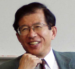 Dr. Takeda Kunihiko , vice-reitor do Instituto de Ciências e Tecnologia, Univ de Chubu, Japão: