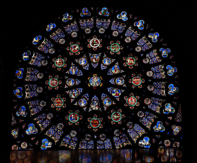 Rosácea da basílica abacial de Saint-Denis, Paris