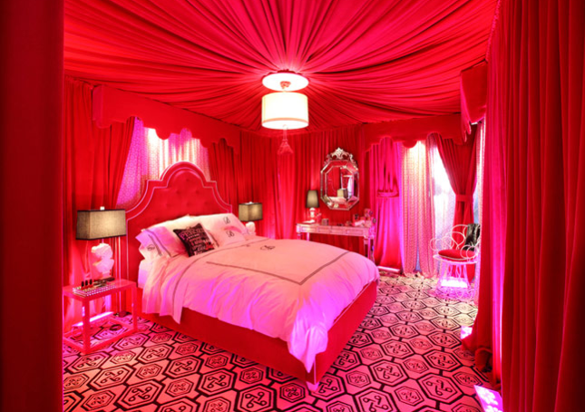 Teen Hot Pink Room 106
