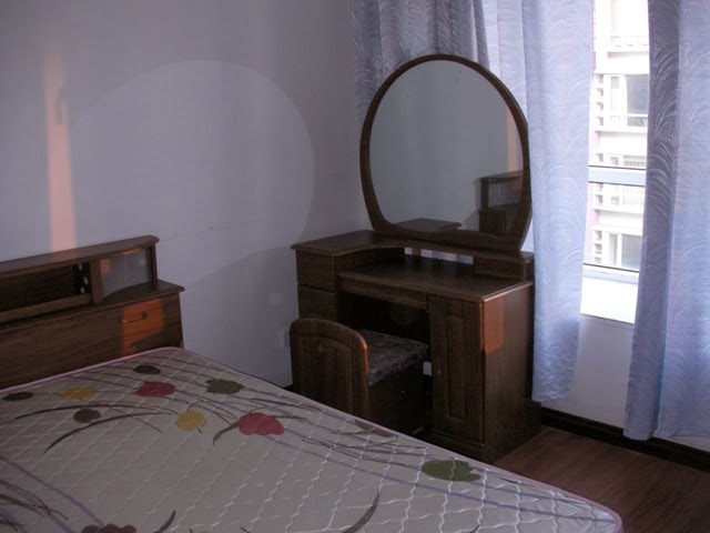 [SANY0010.JPG]