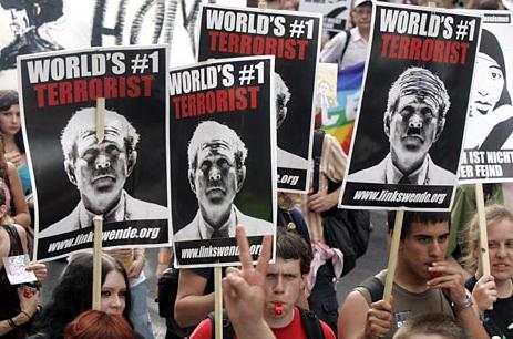 [bush+terrorist3.JPG]