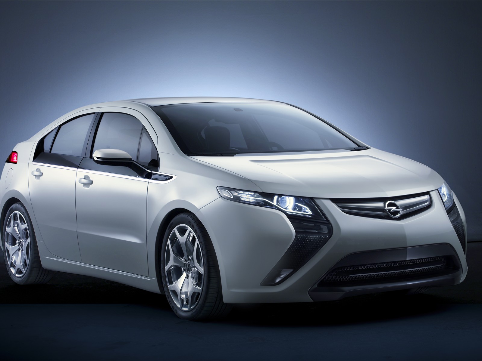 Opel Ampera 2012 The Underrated Electric Car You Should Consider Now - j4a9poz
