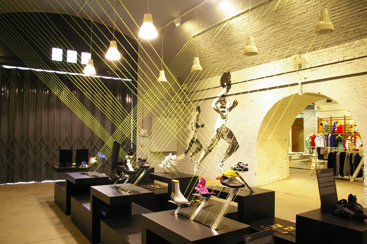 [NIKE+NSW+LDN+5.jpg]