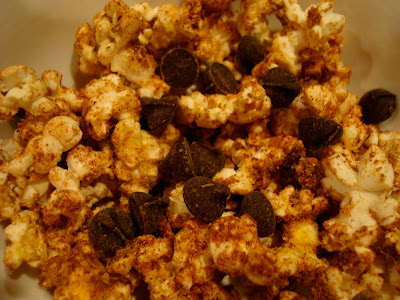 Maca Popcorn with chocolate chips