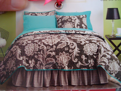 Photo of what bedding set looks like on bed