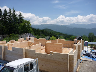 山梨市のログハウス　