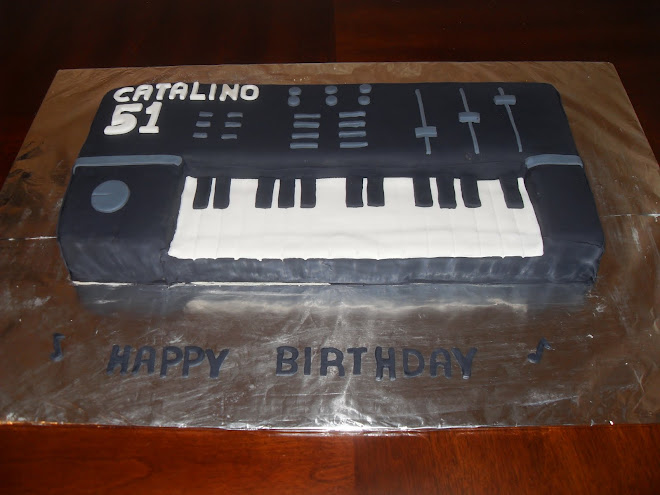 Catalino's Keyboard B-Day Cake