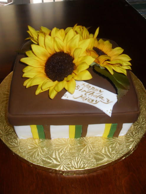 Sunflower Gift Box Cake