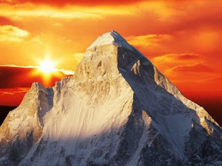 8 Gunung terindah di dunia